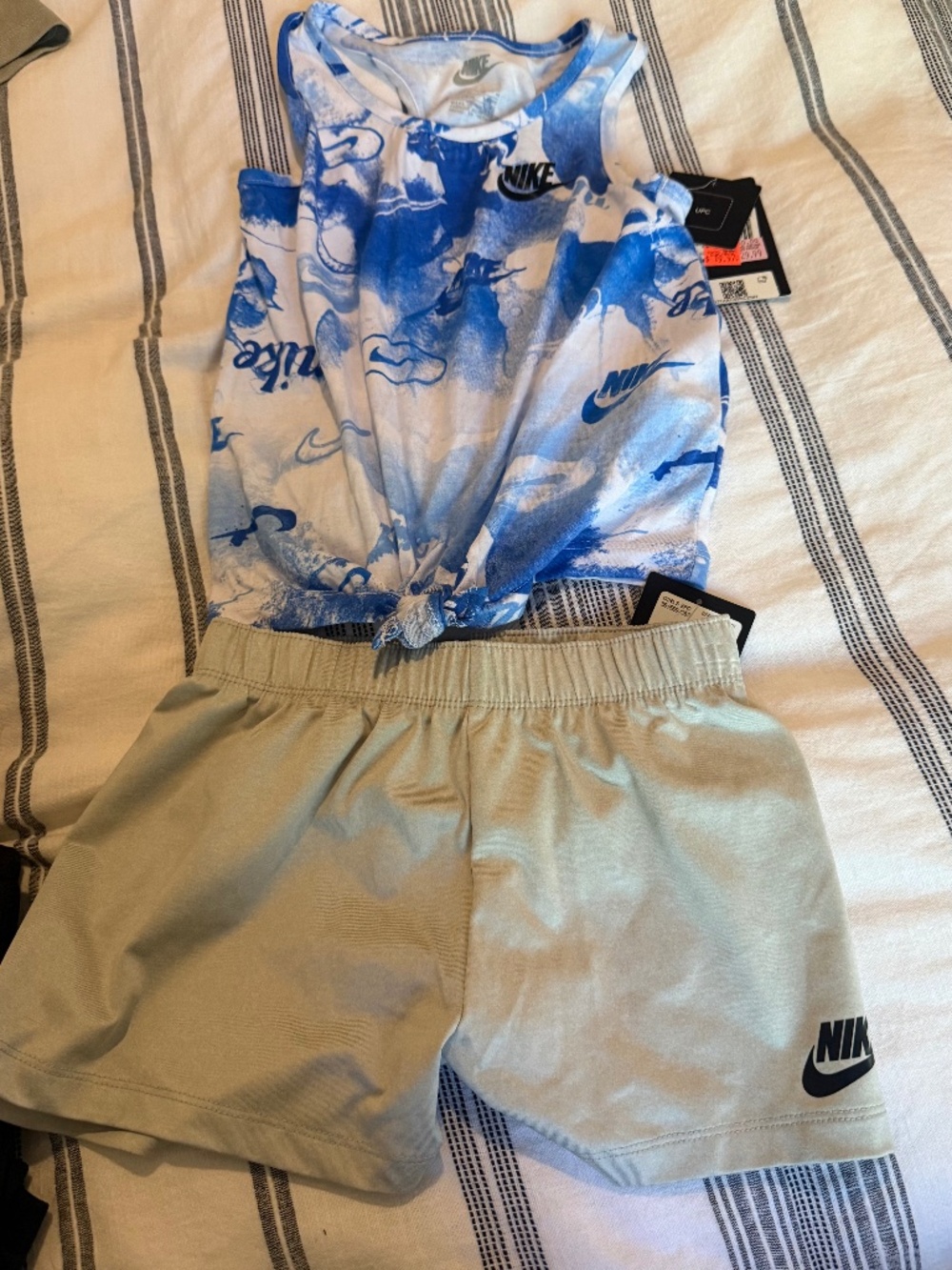 Girls Nike set